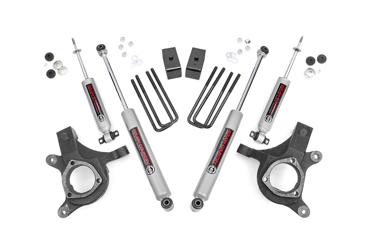 99-06 Chevy Silverado & GMC Sierra 1500 2WD 3 Inch Lift Kit - Rough Country
