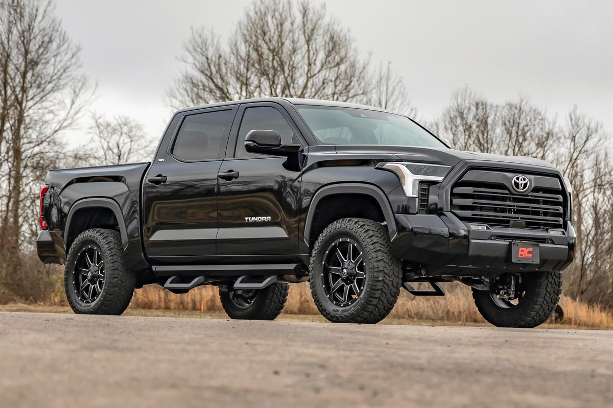 22-26 Toyota Tundra 4WD 3.5 Inch Lift Kit - Rough Country
