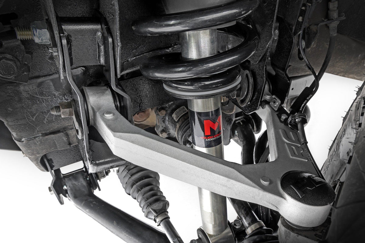 16-18 Chevy/GMC 1500 7 Inch Stamped Steel LCA Lift Kit | Bracket - Rough Country
