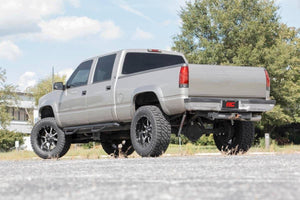 88-00 Chevy/GMC 3/4-Ton Suburban/C2500/K2500 Truck/C3500/K3500 Truck 6 Inch Lift Kit | 8-Lug - Rough Country