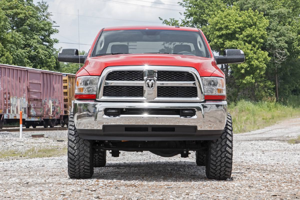13-15 Ram 3500 4WD 5 Inch Lift Kit | Radius Arm Drop | SRW - Rough Country