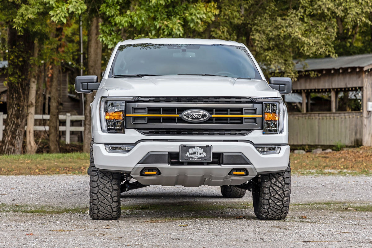 21-25 Ford F-150 Tremor 4WD 2.5 Inch Lift Kit - Rough Country
