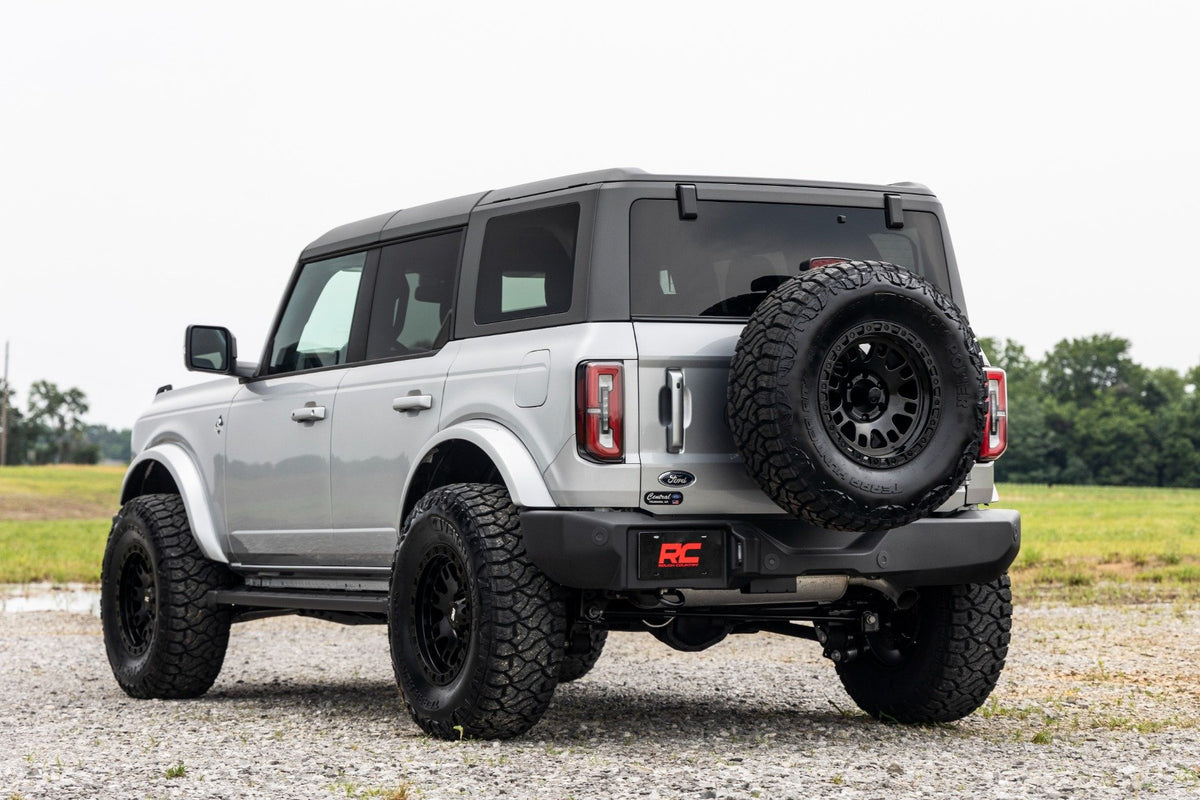 21-25 Ford Bronco 4WD 2 Inch Lift Kit Lifted Struts - Rough Country
