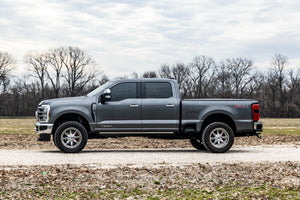 17-26 Ford F-250/F-350 Super Duty 2 Inch Leveling Kit | Track Bar Bracket - Rough Country