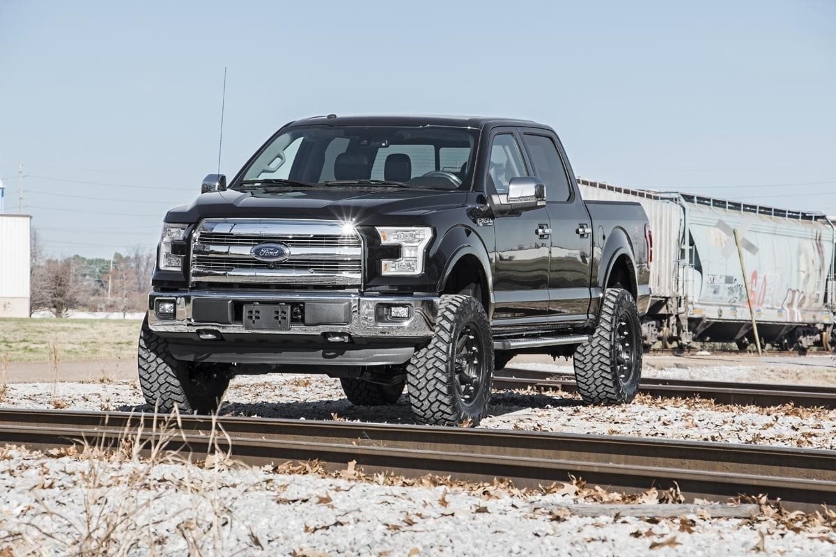 15-20 Ford F-150 4WD 6 Inch Lift Kit - Rough Country