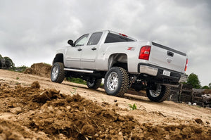 11-19 Chevy/GMC 2500HD/3500HD 7.5 Inch Lift Kit | NTD - Rough Country