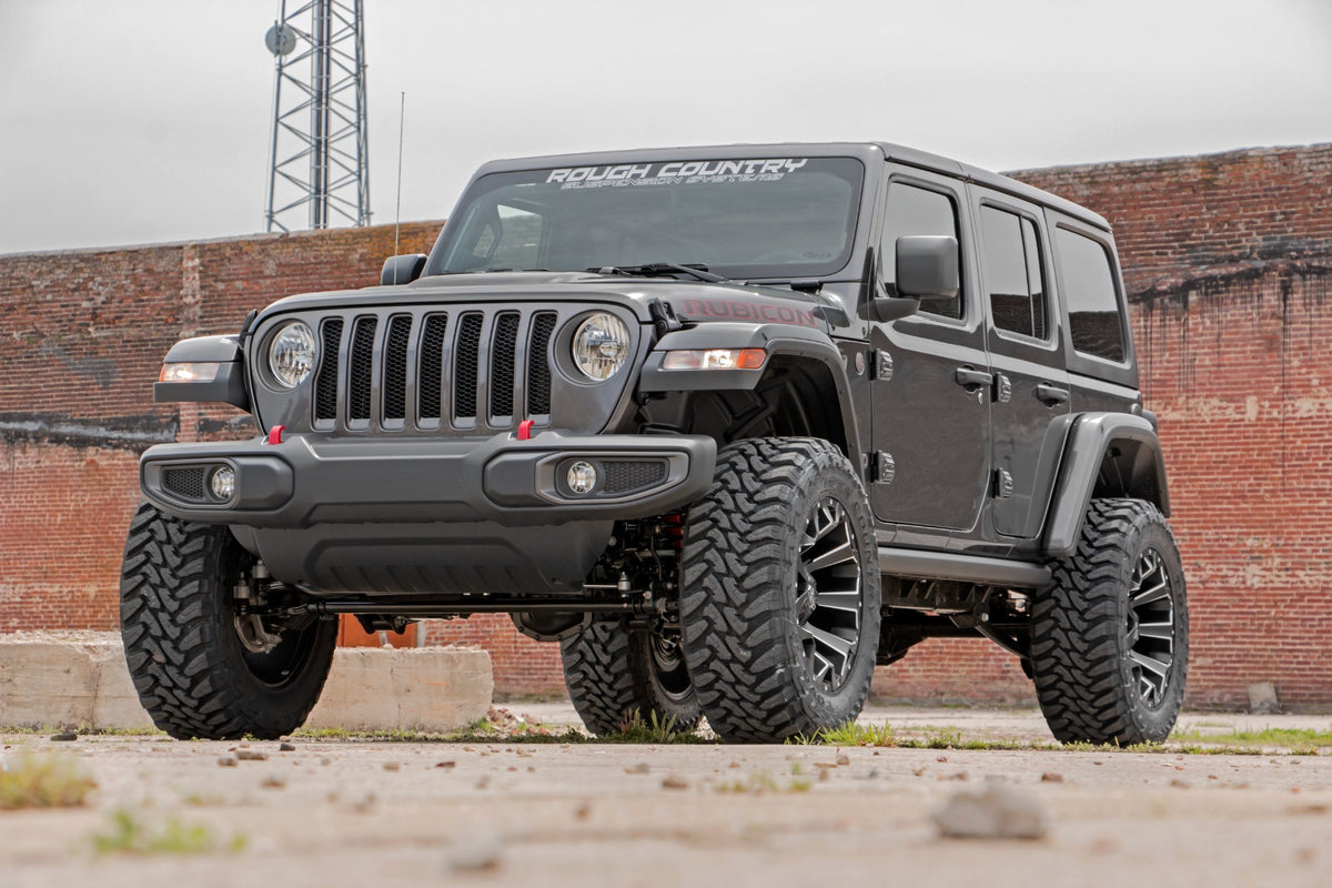 24-26 Jeep Wrangler Unlimited Rubicon 4WD 2.5 Inch Lift Kit | Coils - Rough Country