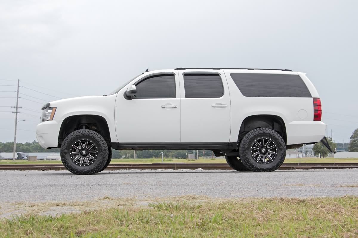07-14 Chevy/GMC SUV 1500 2WD/4WD 7 Inch Lift Kit - Rough Country