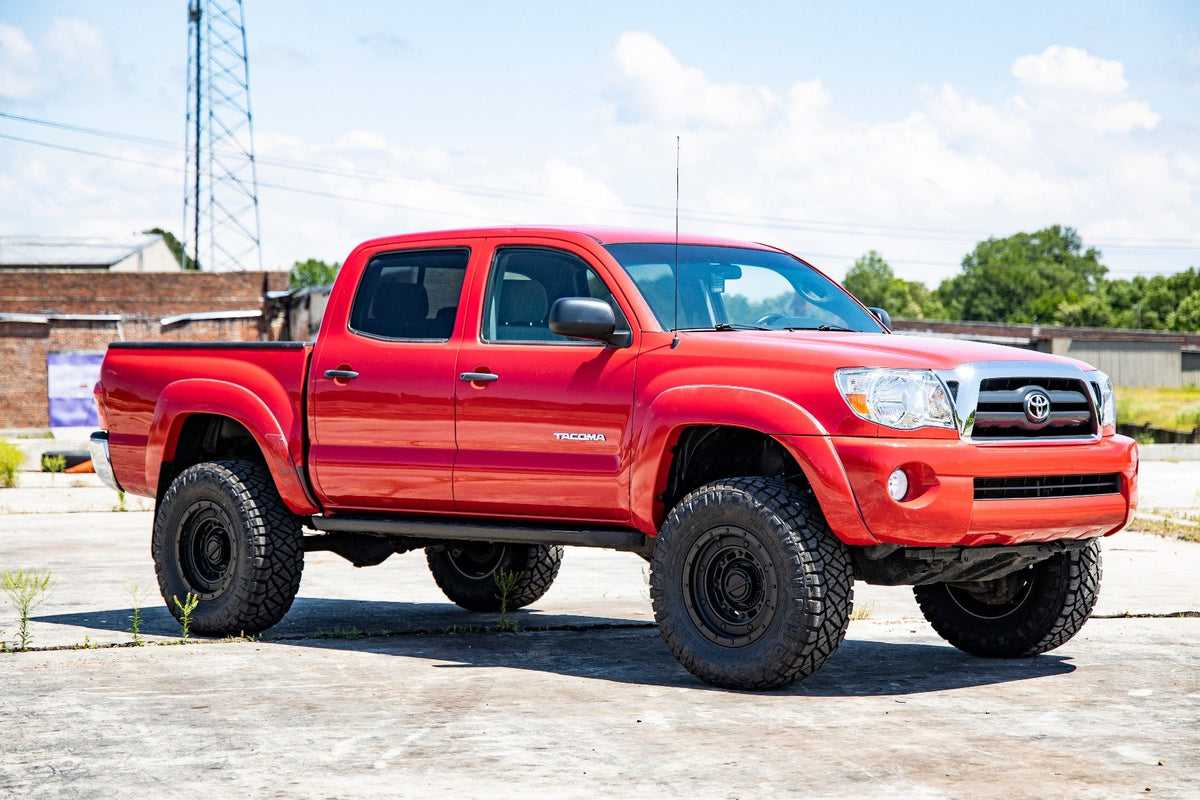 05-23 Toyota Tacoma 2WD/4WD 3.5 Inch Lift Kit w/ Rear Leaf Springs - Rough Country