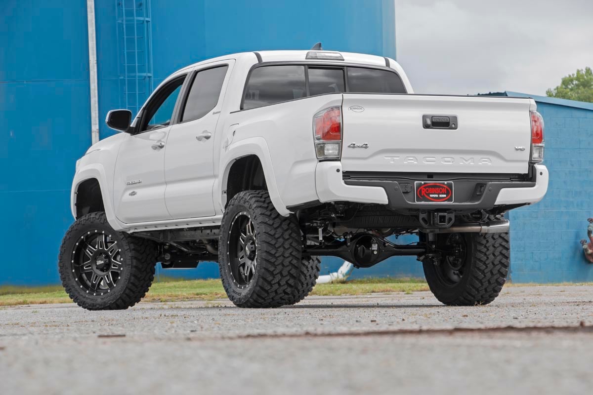 05-15 Toyota Tacoma 2WD/4WD 6 Inch Lift Kit - Rough Country