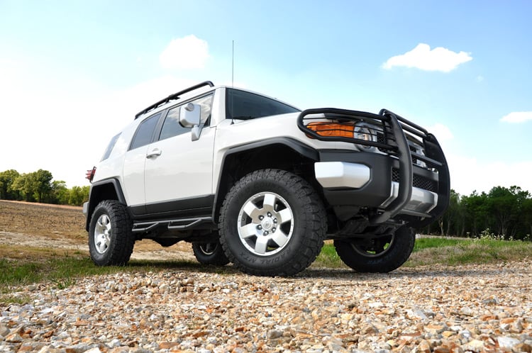 07-14 Toyota FJ Cruiser 2WD/4WD 3 Inch Lift Kit - Rough Country