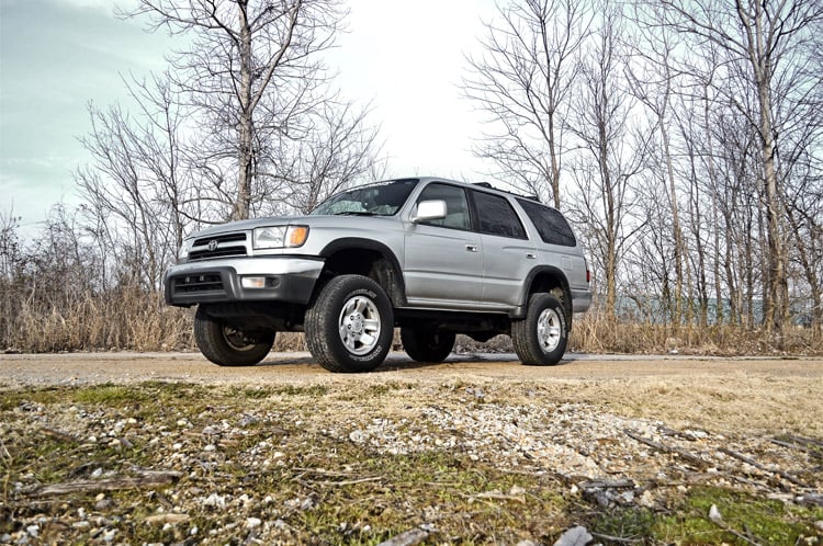 96-02 Toyota 4Runner 2WD/4WD 3 Inch Lift Kit - Rough Country