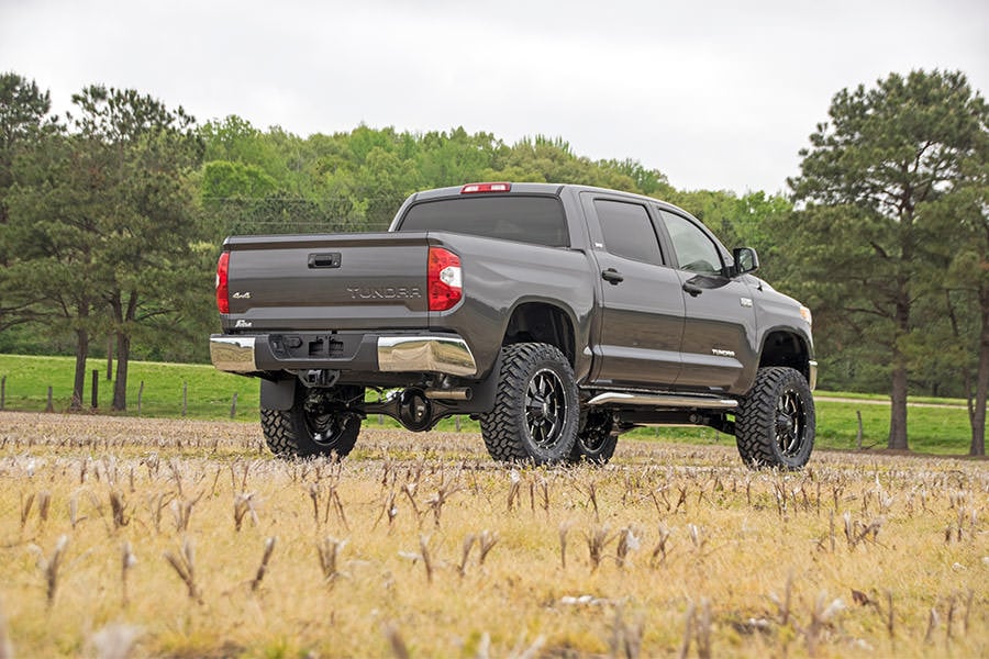 07-15 Toyota Tundra 2WD/4WD 6 Inch Lift Kit - Rough Country