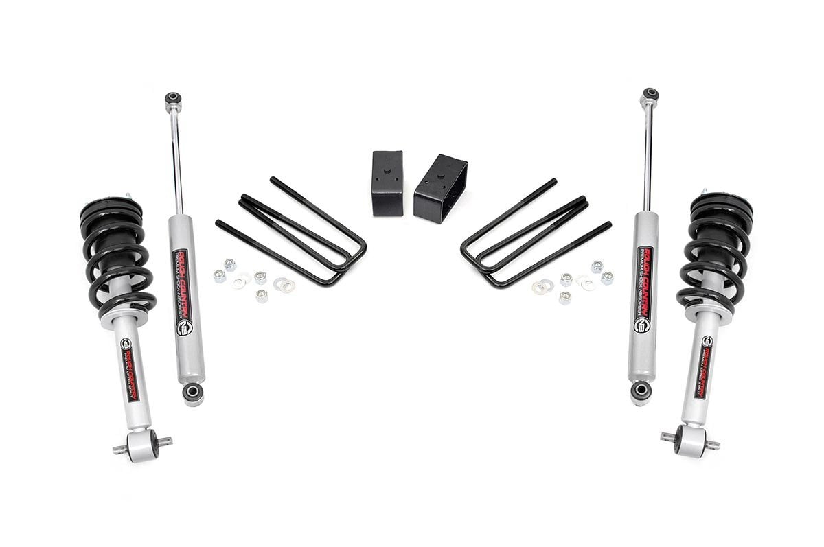 07-13 Chevy Silverado & GMC Sierra 1500 2WD 3.5 Inch Lift Kit - Rough Country