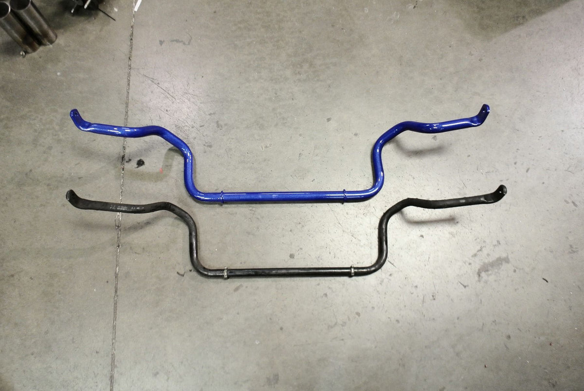 12-17 Toyota Camry Megan Racing Front Sway Bar 30mm