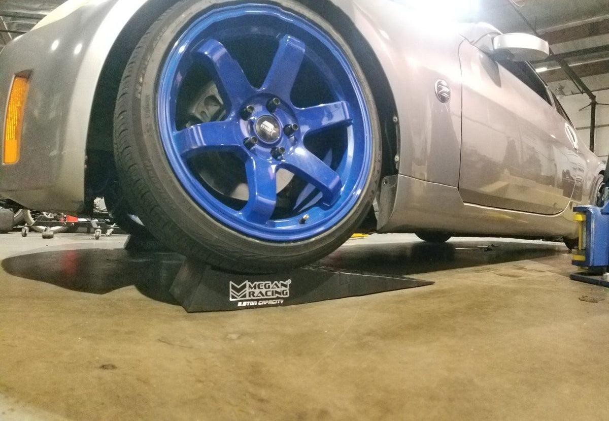 Megan Racing 2-Piece Low Profile Drive-On Ramps (Set of 2)