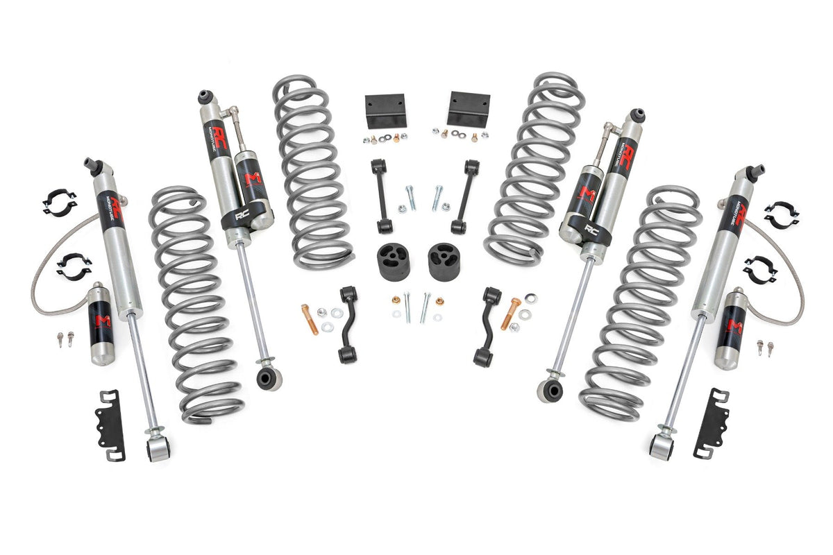 18-23 Jeep Wrangler Unlimited 4WD 2.5 Inch Lift Kit | Coils - Rough Country