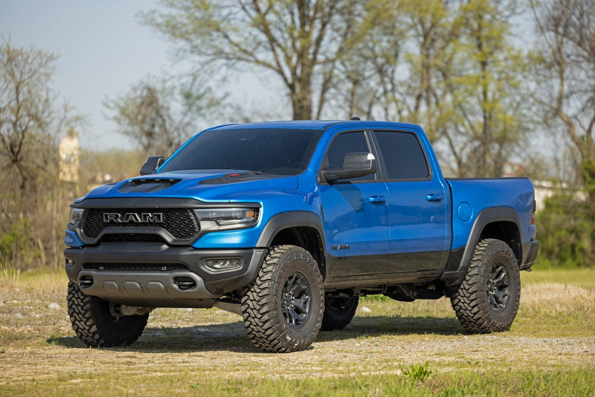 21-24 Ram 1500 TRX 4WD 1.5 Inch Leveling Kit | Front Coils - Rough Country