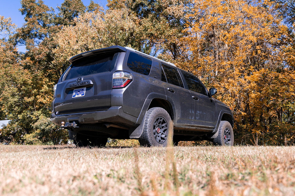 10-24 Toyota 4Runner 2WD/4WD 2 Inch Lift Kit - Rough Country