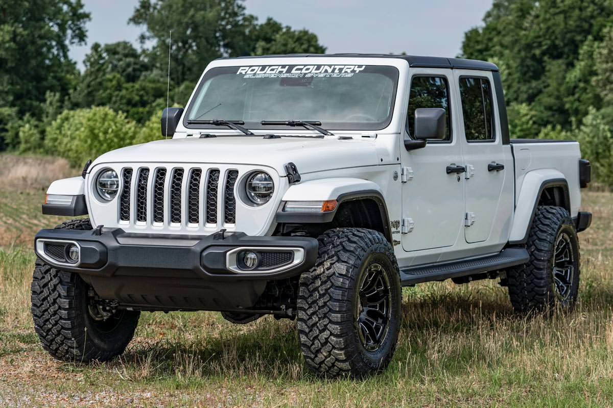 20-23 Jeep Gladiator JT 4WD 2.5 Inch Leveling Kits | Springs - Rough Country