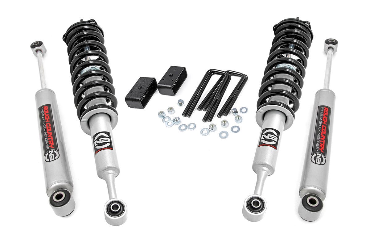 06-20 Toyota Hilux 4WD 2 Inch Lift Kit - Rough Country