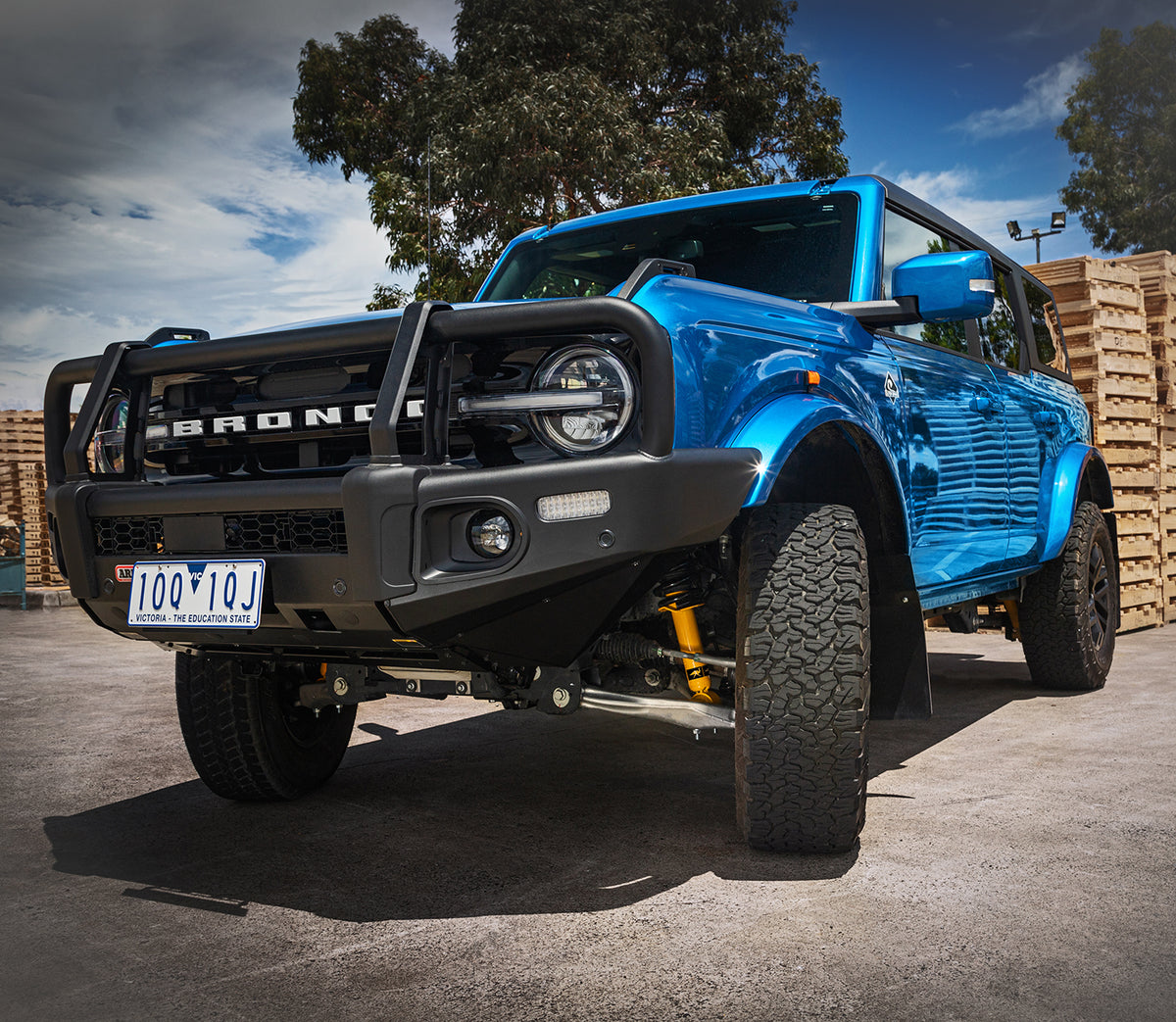 Old Man Emu 21-UP Ford Bronco BP-51 Bypass 0"/0" Medium Load Lift Kit