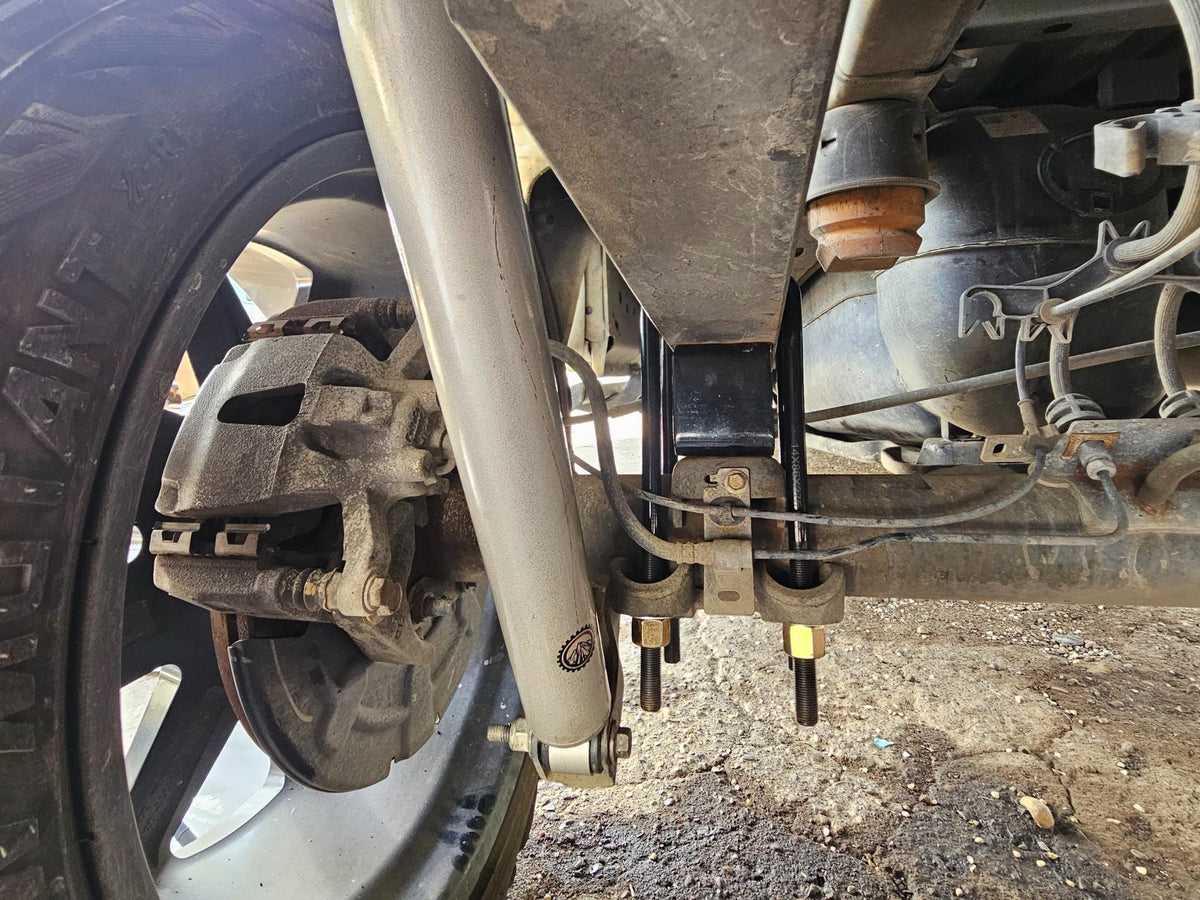Freedom Off-Road 3 Inch Rear Lift Blocks w/Extended U-Bolts 04-23 F-150 06-08 Lincoln Mark LT