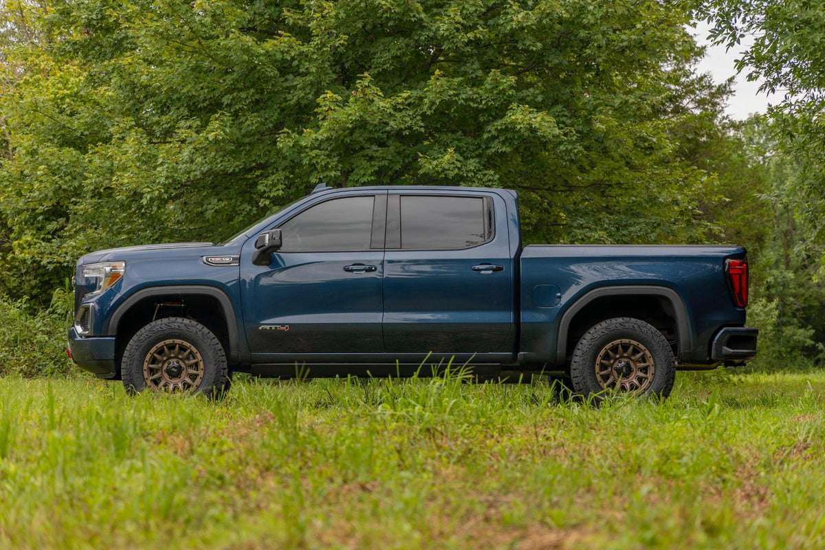 19-25 GMC Sierra 1500 2WD/4WD 3.5 Inch Lift Kit - Rough Country