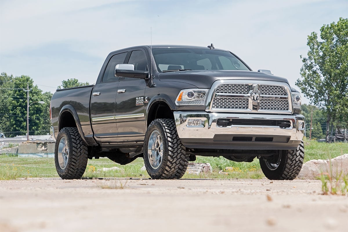 14-26 Ram 2500 4WD 2.5 Inch Lift Kit - Rough Country
