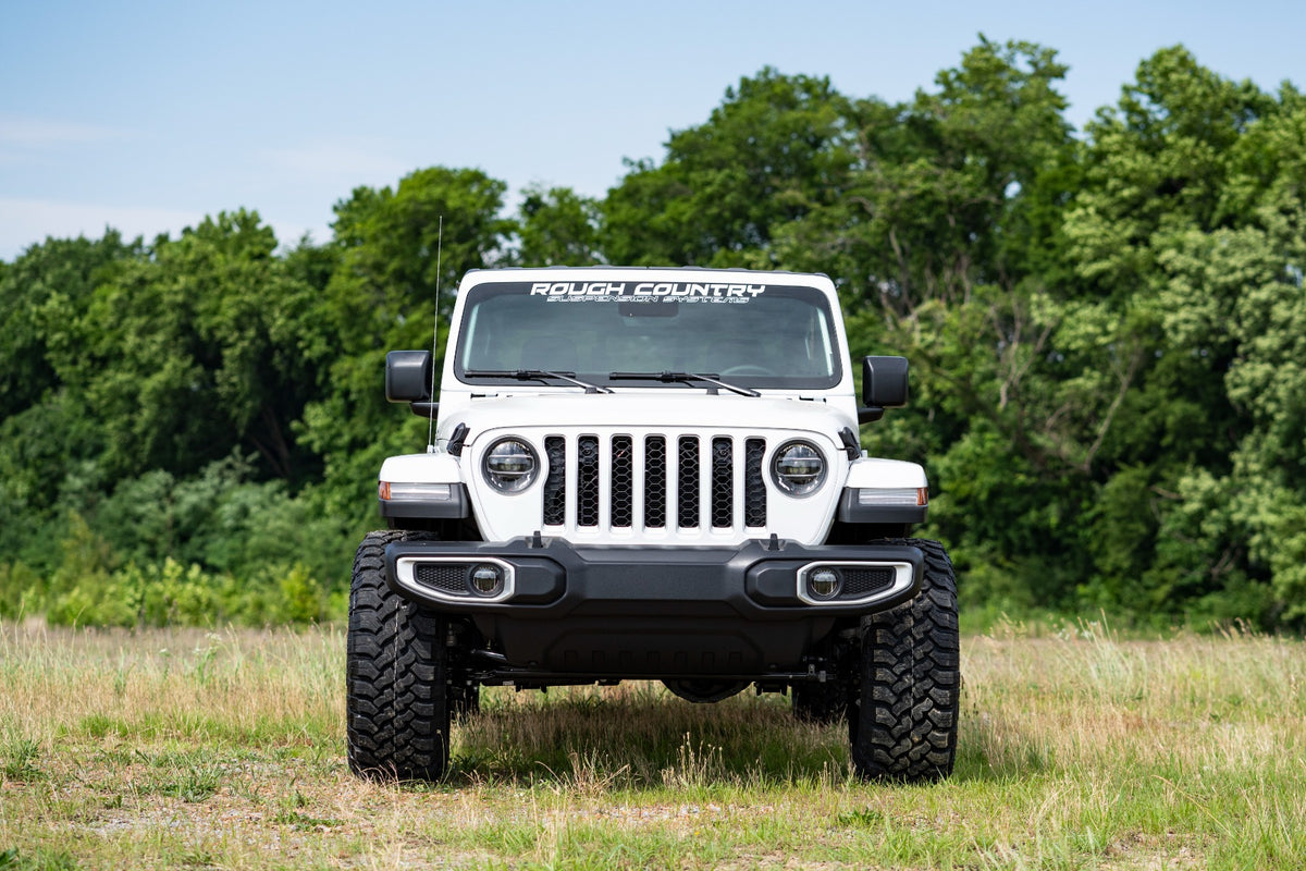 24-25 Jeep Gladiator JT 4WD 2.5 Inch Leveling Kit | Spacers - Rough Country
