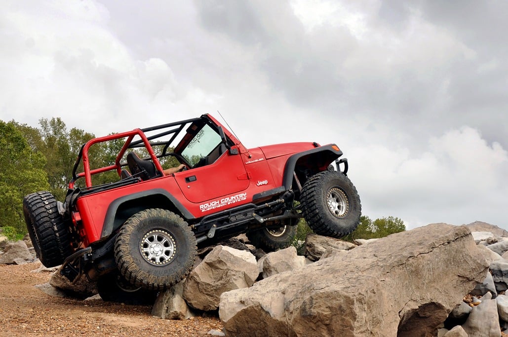 97-06 Jeep Wrangler TJ 4WD 4 Inch Lift Kit | Long Arm - Rough Country