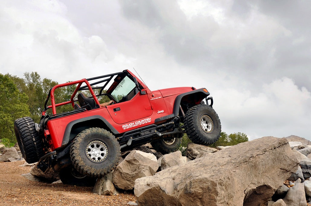 97-06 Jeep Wrangler TJ 4WD 4 Inch Lift Kit | Long Arm - Rough Country
