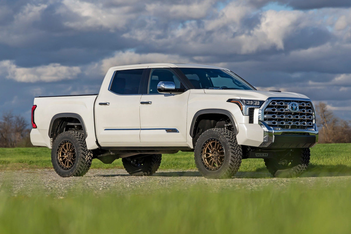 22-25 Toyota Tundra 4WD OE Air Ride 6 Inch Lift Kit - Rough Country