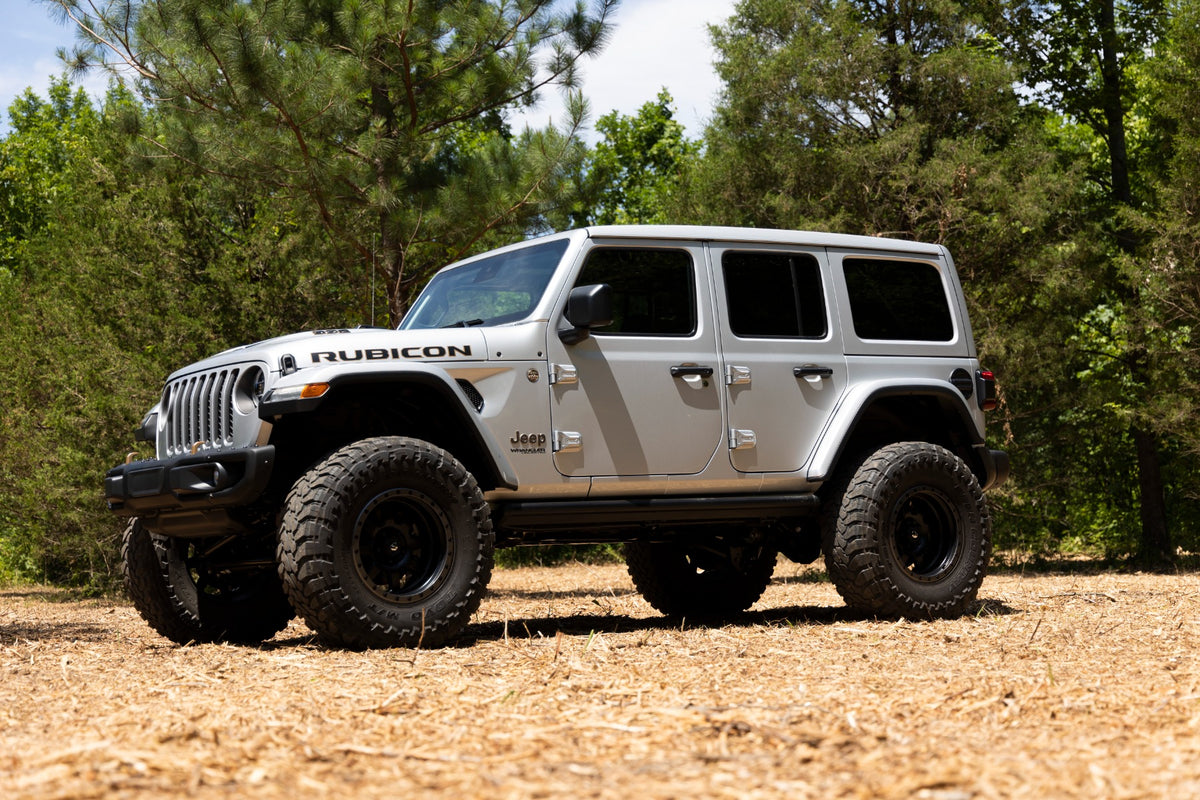 18-23 Jeep Wrangler Unlimited 3.5 Inch Lift Kit | C/A Drop | 4-Door | 392 - Rough Country