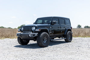 24-26 Jeep Wrangler Unlimited 4WD 2.5 Inch Lift Kit | Coils - Rough Country