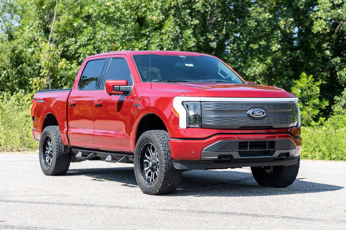 22-26 Ford F-150 Lightning 4WD 3 Inch Lift Kit | Forged UCA - Rough Country