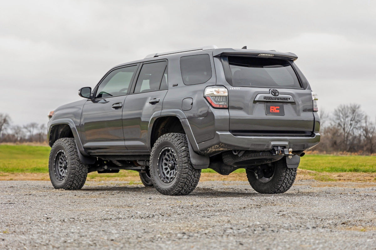 15-20 Toyota 4Runner 2WD/4WD 4.5 Inch Lift Kit - Rough Country