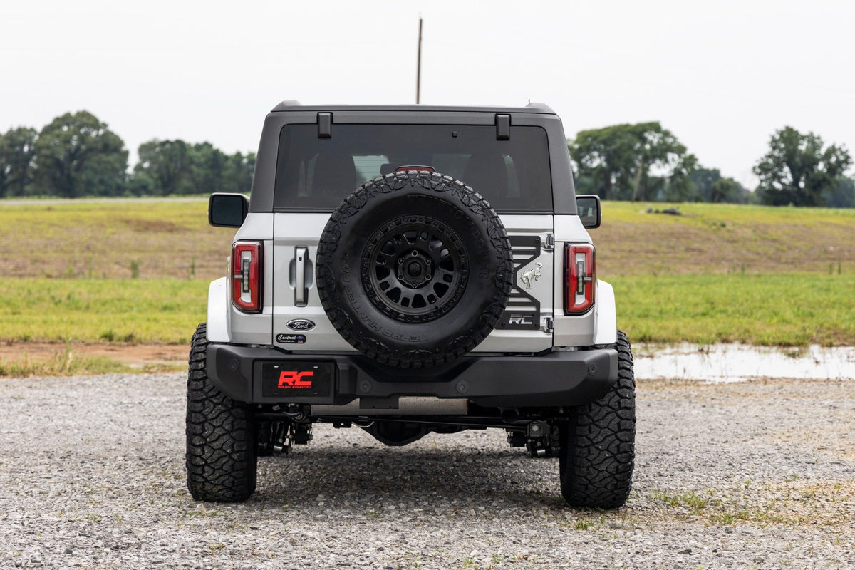 21-25 Ford Bronco 4WD 2 Inch Lift Kit  Lifted Struts - Rough Country