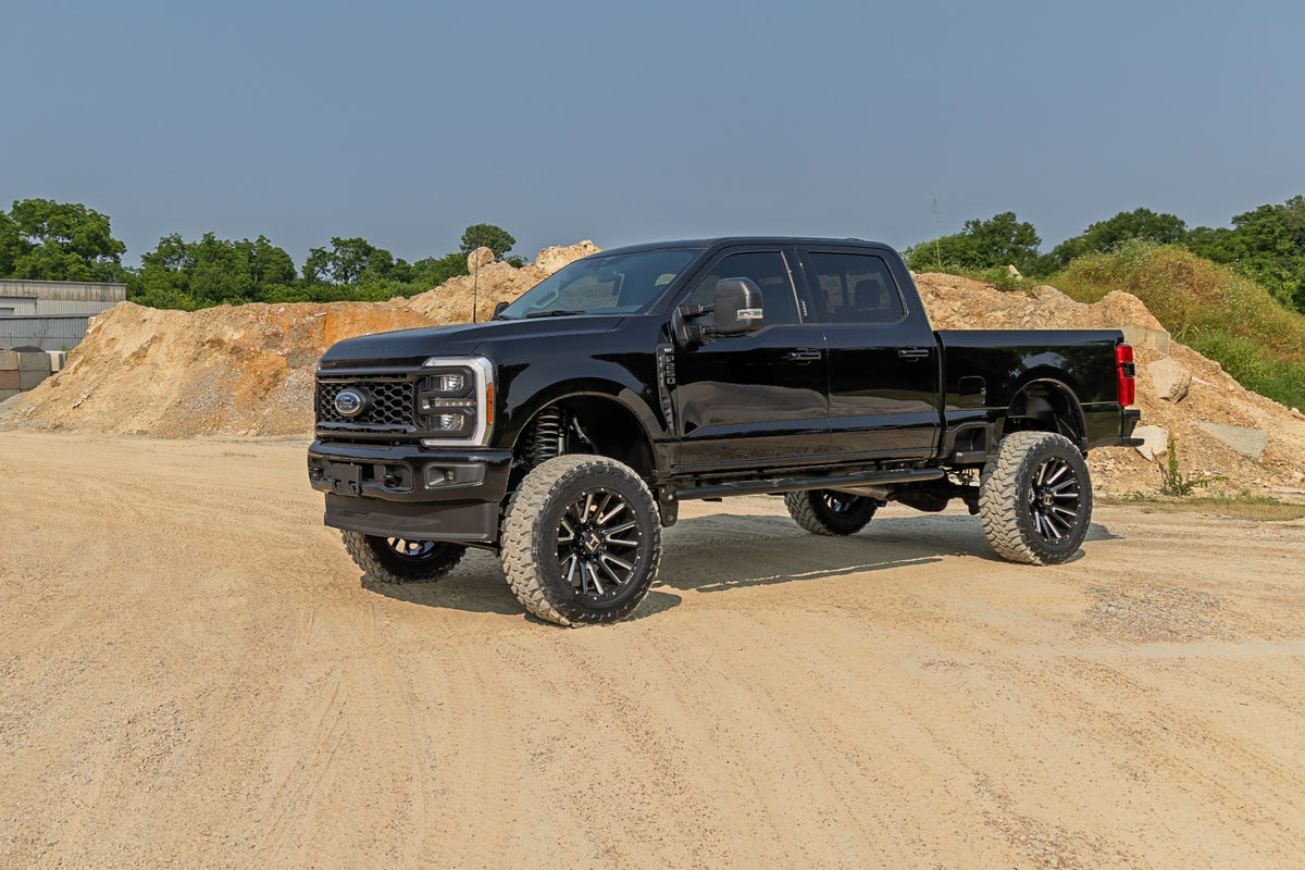 23-26 Ford F-250/F-350 Super Duty 4WD Gas 6 Inch Lift Kit - Rough Country