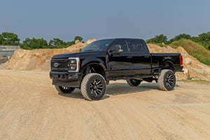 23-26 Ford F-250/F-350 Super Duty 4WD Gas 6 Inch Lift Kit - Rough Country