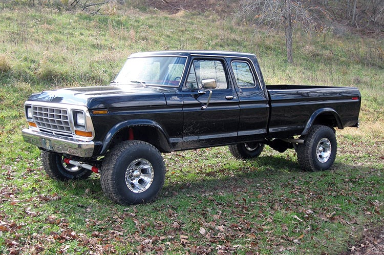 77-79 Ford F-250 4WD 4 Inch Lift Kit | Rear Springs - Rough Country