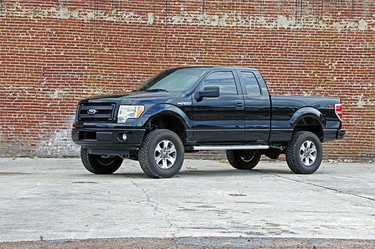 11-14 Ford F-150 2WD 6 Inch Lift Kit - Rough Country