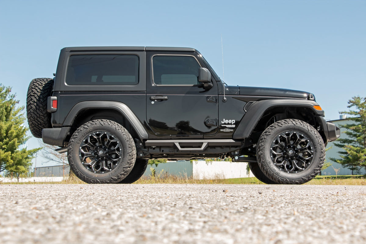 24-26 Jeep Wrangler JL 4WD 2.5 Inch Lift Kit | Coils - Rough Country
