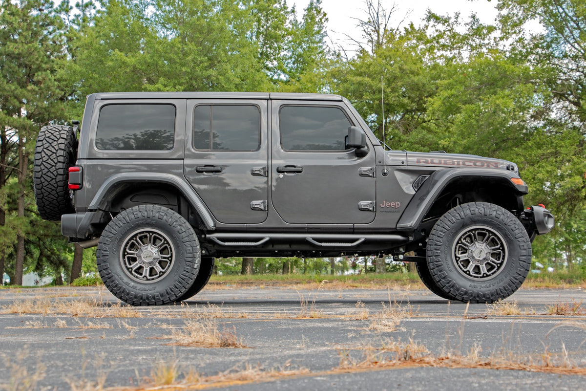 24-26 Jeep Wrangler Unlimited Rubicon 4WD 3.5 Inch Lift Kit | Adj Lower | FR D/S - Rough Country