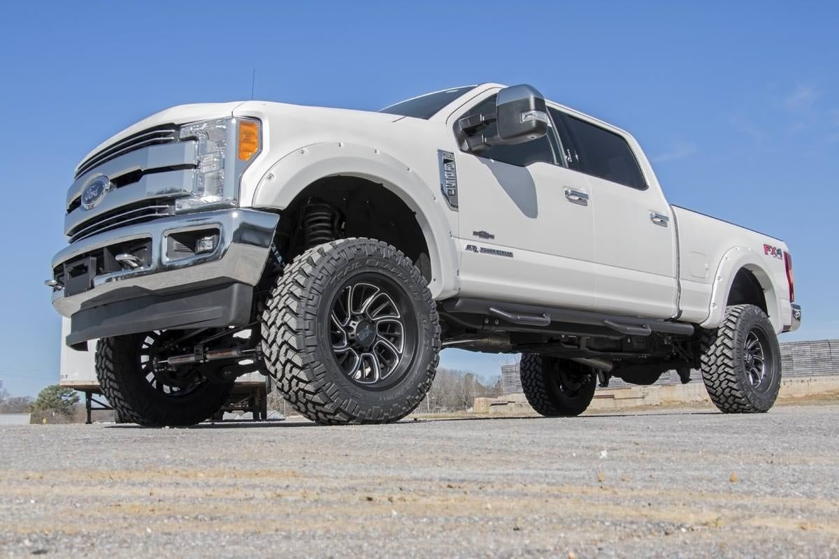 17-22 Ford F-250/F-350 Super Duty 4WD 4.5 Inch Lift Kit - Rough Country