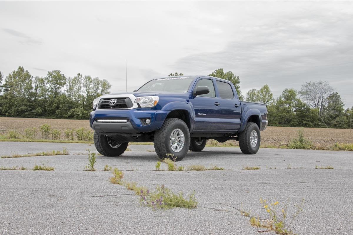 05-23 Toyota Tacoma 2WD/4WD 3 Inch Lift Kit - Rough Country