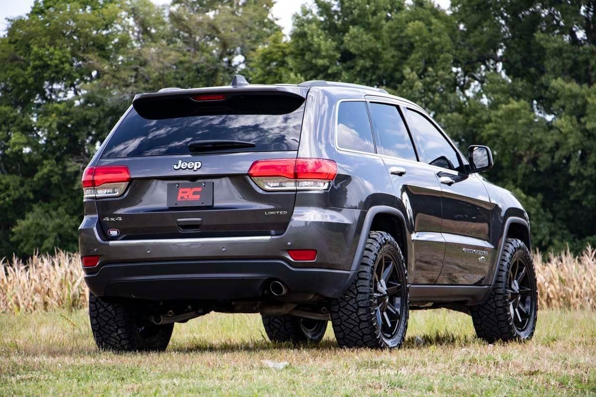 11-15 Jeep Grand Cherokee 4WD 2.5 Inch Lift Kit - Rough Country
