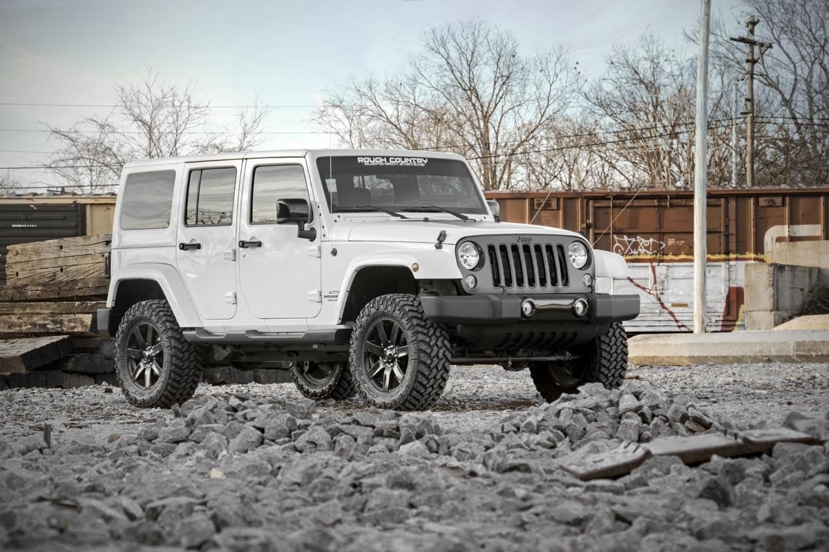 07-18 Jeep Wrangler Unlimited 2WD/4WD 2.5 Inch Lift Kit - Rough Country