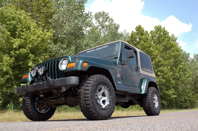 97-06 Jeep Wrangler TJ/04-06 Wrangler Unlimited 2 Inch Lift Kit - Rough Country