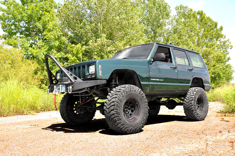 84-01 Jeep Cherokee XJ 2WD/4WD 6.5 Inch Lift Kit | X-Series - Rough Country